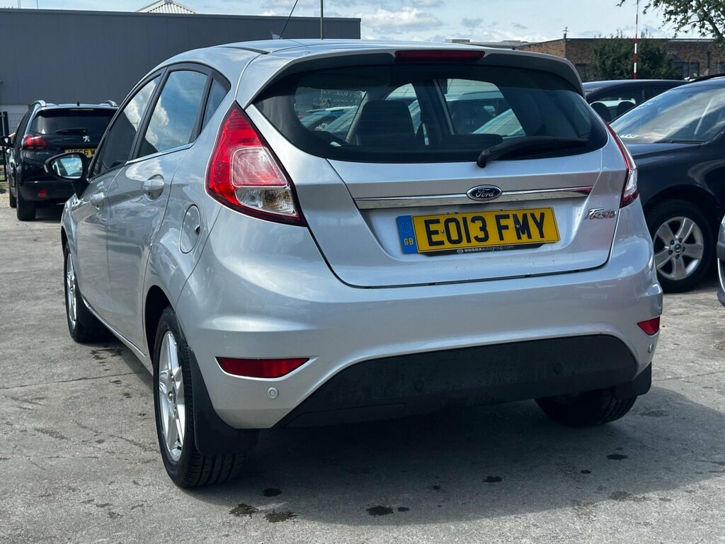 Ford Fiesta 1.6 Zetec Powershift Euro 5 EO13FMY Silver #6