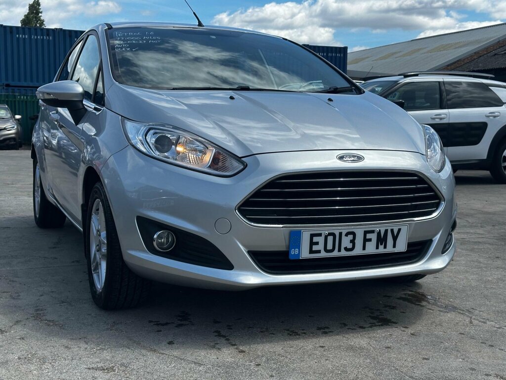 Ford Fiesta 1.6 Zetec Powershift Euro 5 Silver