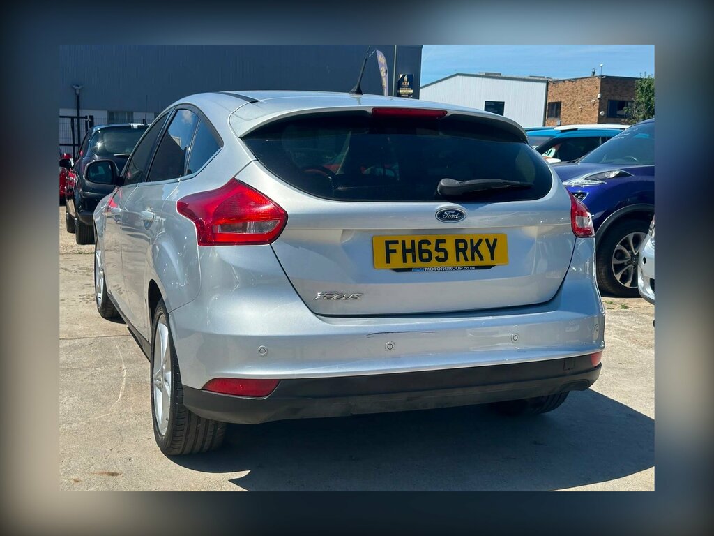 Ford Focus 1.6 Zetec Powershift Euro 6 FH65RKY Silver #4