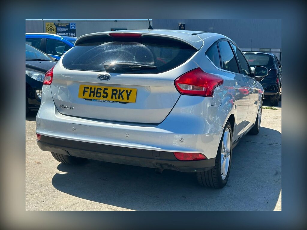 Ford Focus 1.6 Zetec Powershift Euro 6 FH65RKY Silver #3