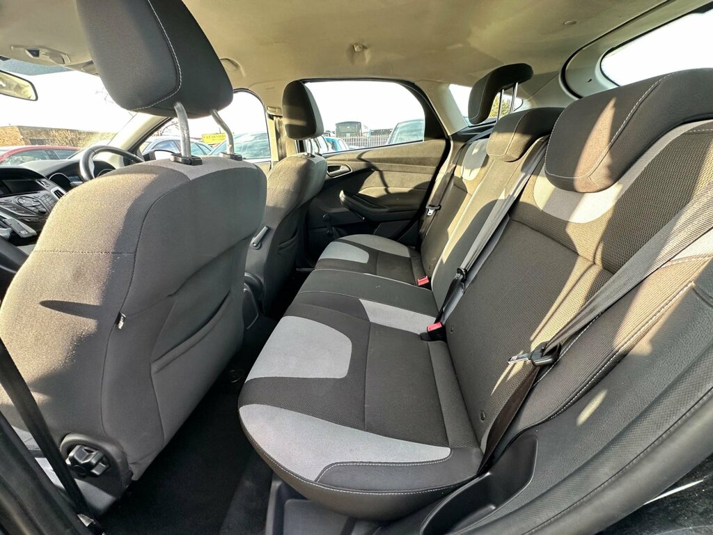 Ford Focus 1.6 Zetec Finance Part Exchange Welcome Blue #26