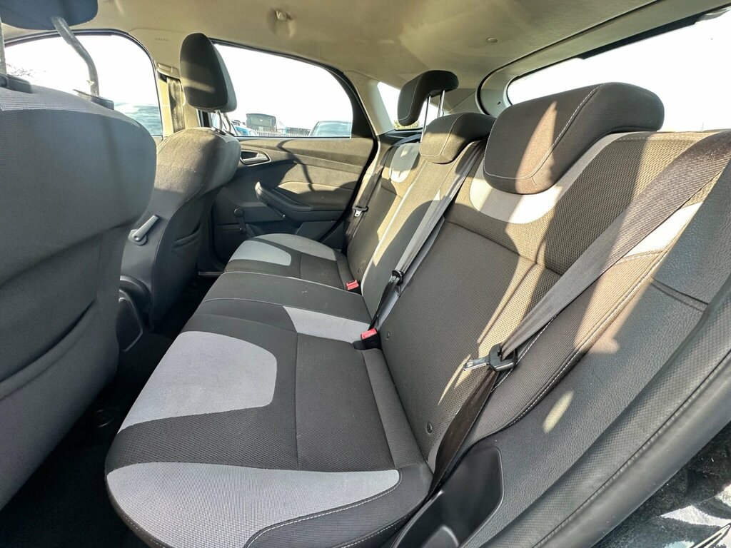 Ford Focus 1.6 Zetec Finance Part Exchange Welcome Blue #24