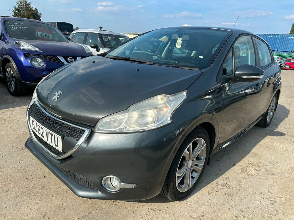 Peugeot 208 1.2 Vti Active Euro 5 Grey #4