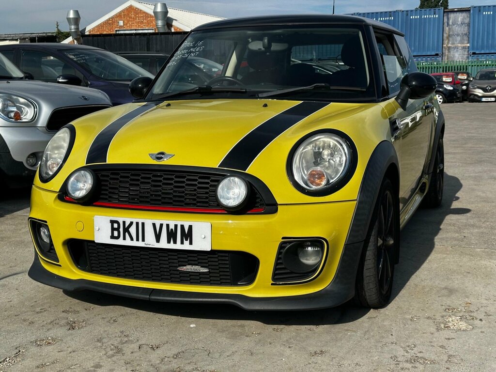 Mini Hatch 1.6 Cooper Euro 5 Yellow #2