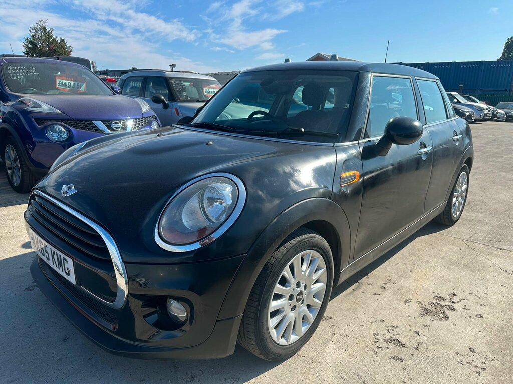 Mini Hatch 1.5 Cooper Euro 6 Ss AK65KMG Black #4