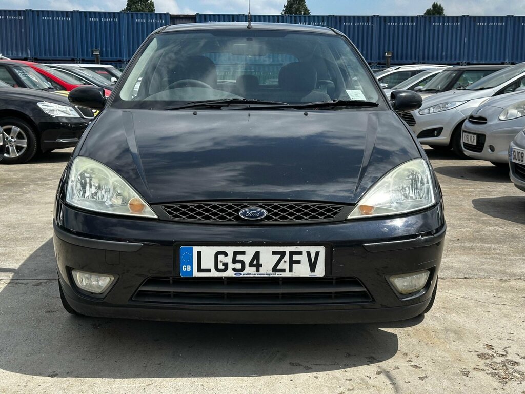 Ford Focus Ghia Silver #11