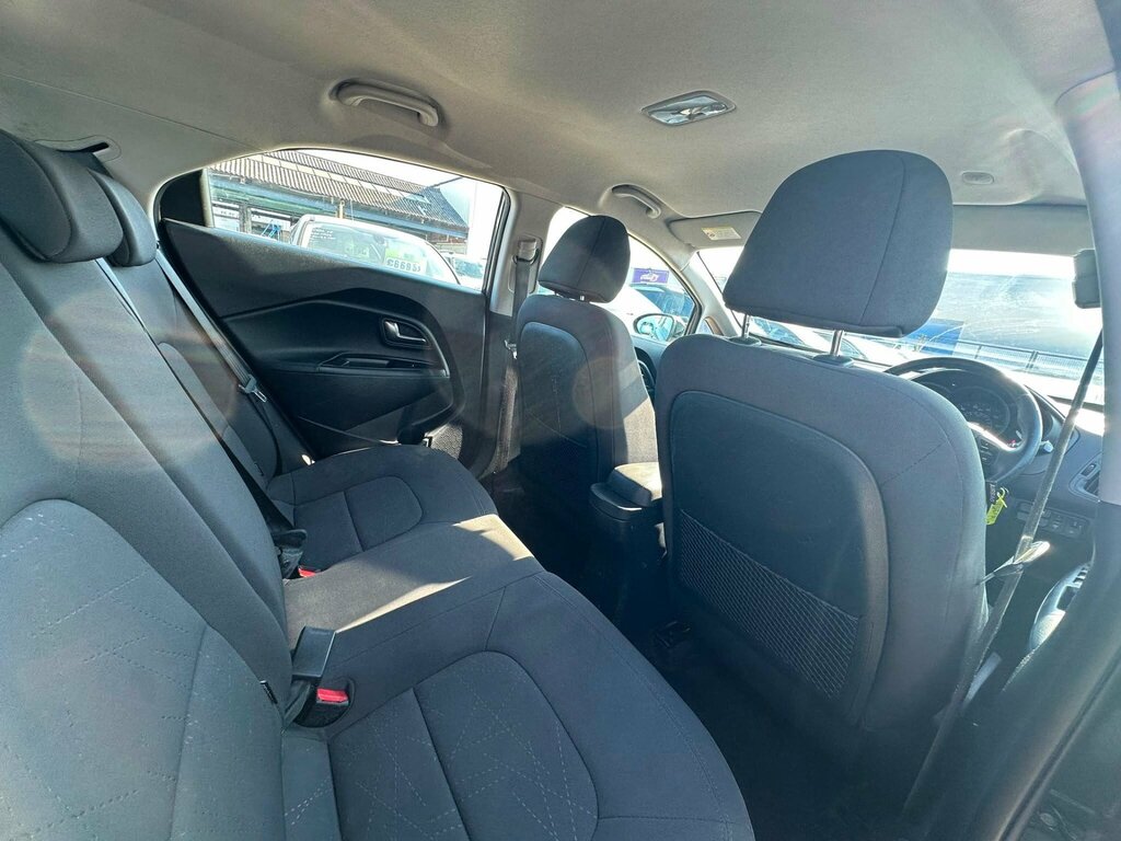 Kia RIO 1.25 1 Red #38