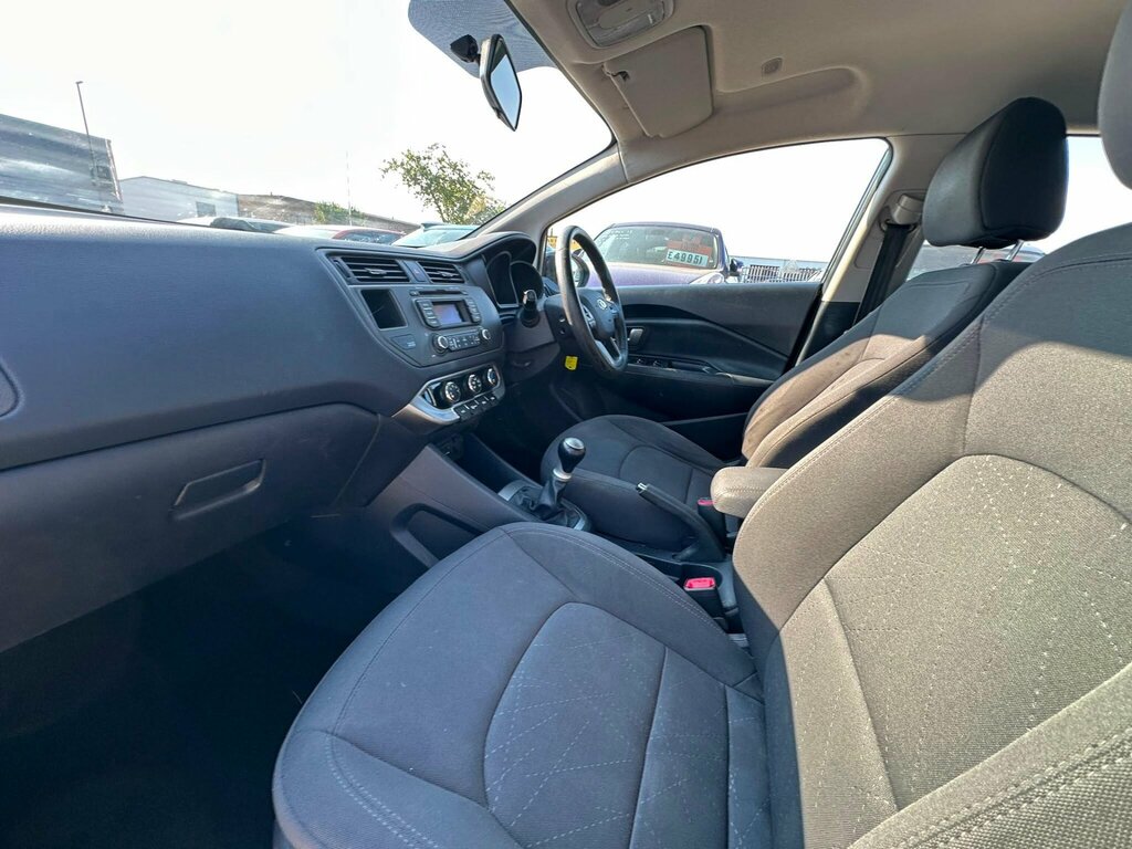 Kia RIO 1.25 1 Red #29