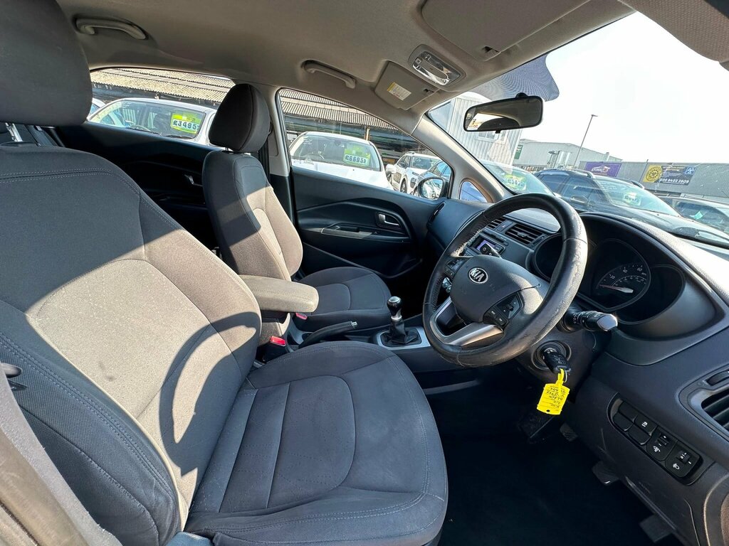 Kia RIO 1.25 1 Red #19