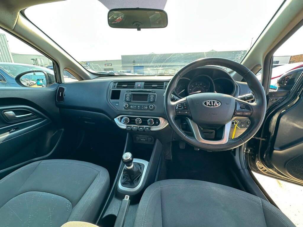 Kia RIO 1.25 1 Red #16