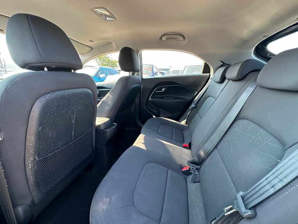 Kia RIO 1.25 1 Red #27