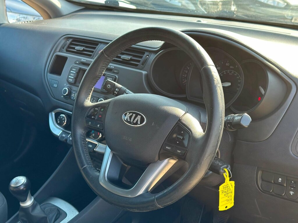 Kia RIO 1.25 1 Red #14