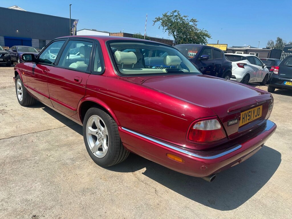 Jaguar XJ 2001 51 Reg Saloon 95,000 Miles 4.0L Aut Silver #8