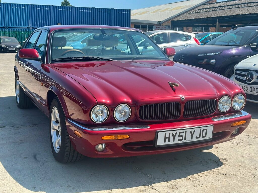 Jaguar XJ 3.2 Xj8 Executive Red