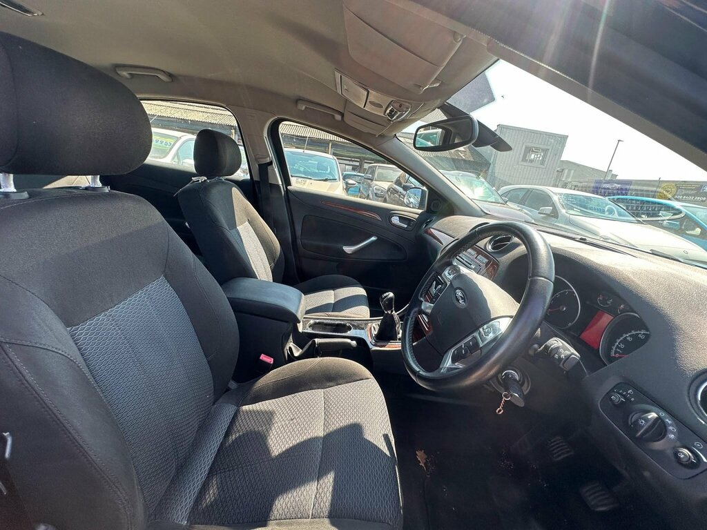Ford Mondeo 1.8 Edge Tdci 124 Bhp Silver #20