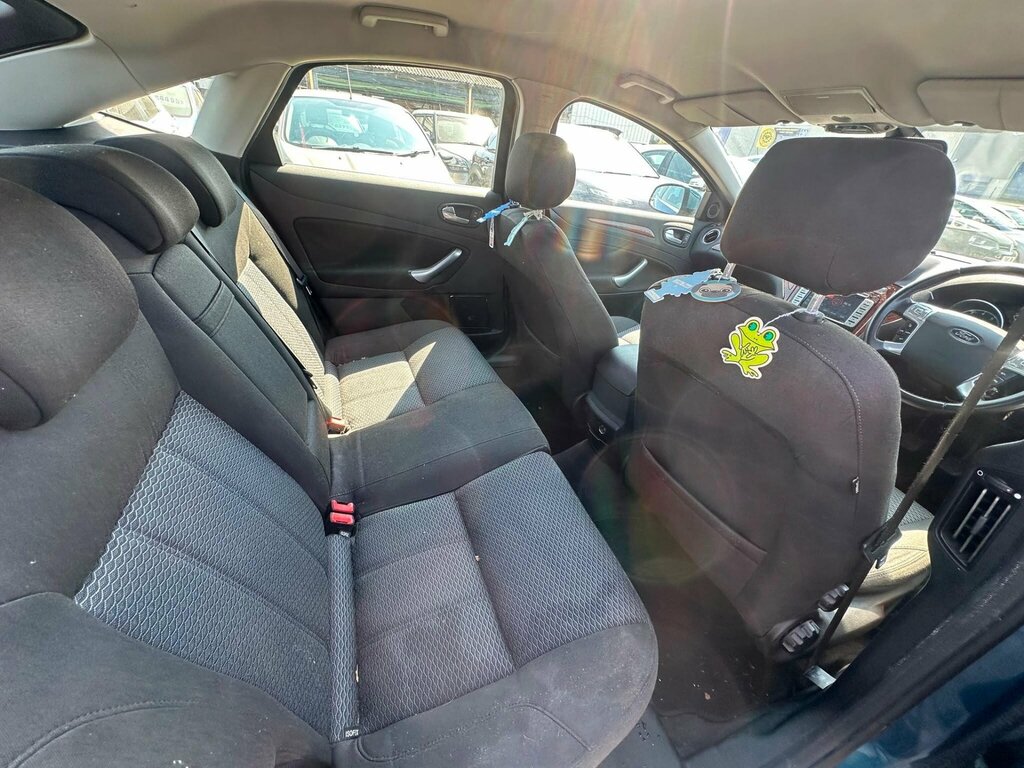 Ford Mondeo 1.8 Edge Tdci 124 Bhp Silver #37