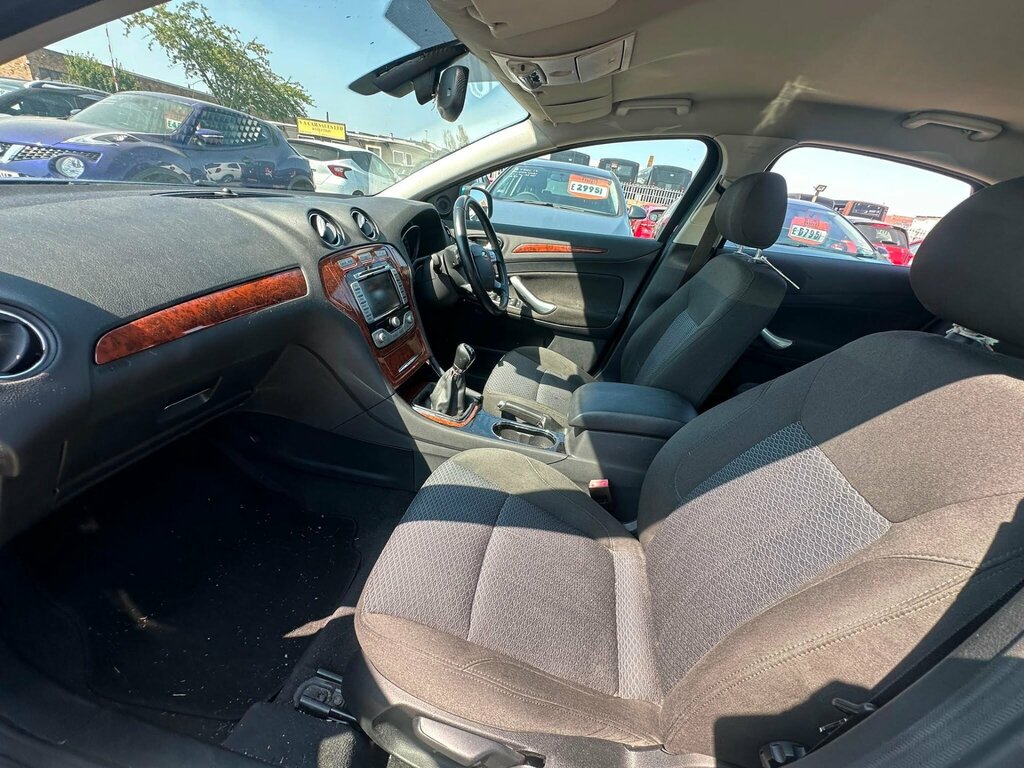 Ford Mondeo 1.8 Edge Tdci 124 Bhp Silver #26