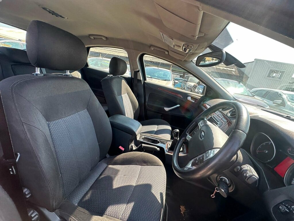 Ford Mondeo 1.8 Edge Tdci 124 Bhp Silver #22