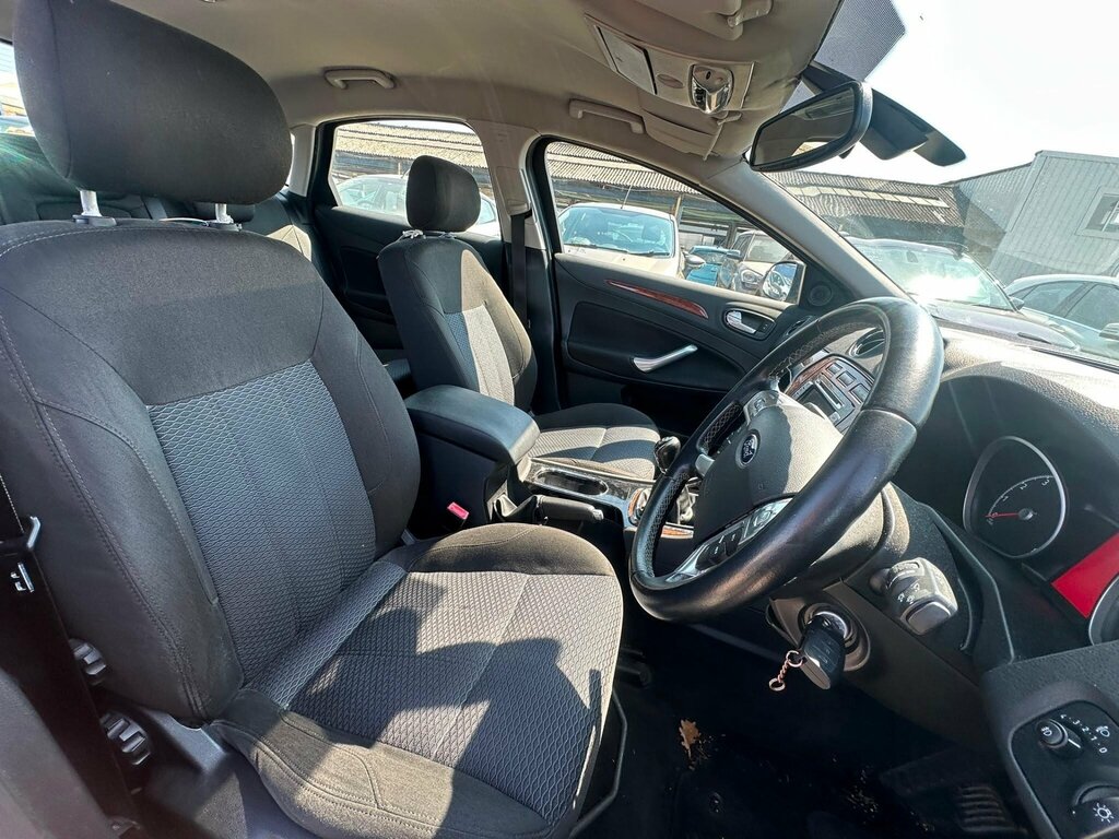 Ford Mondeo 1.8 Edge Tdci 124 Bhp Silver #18