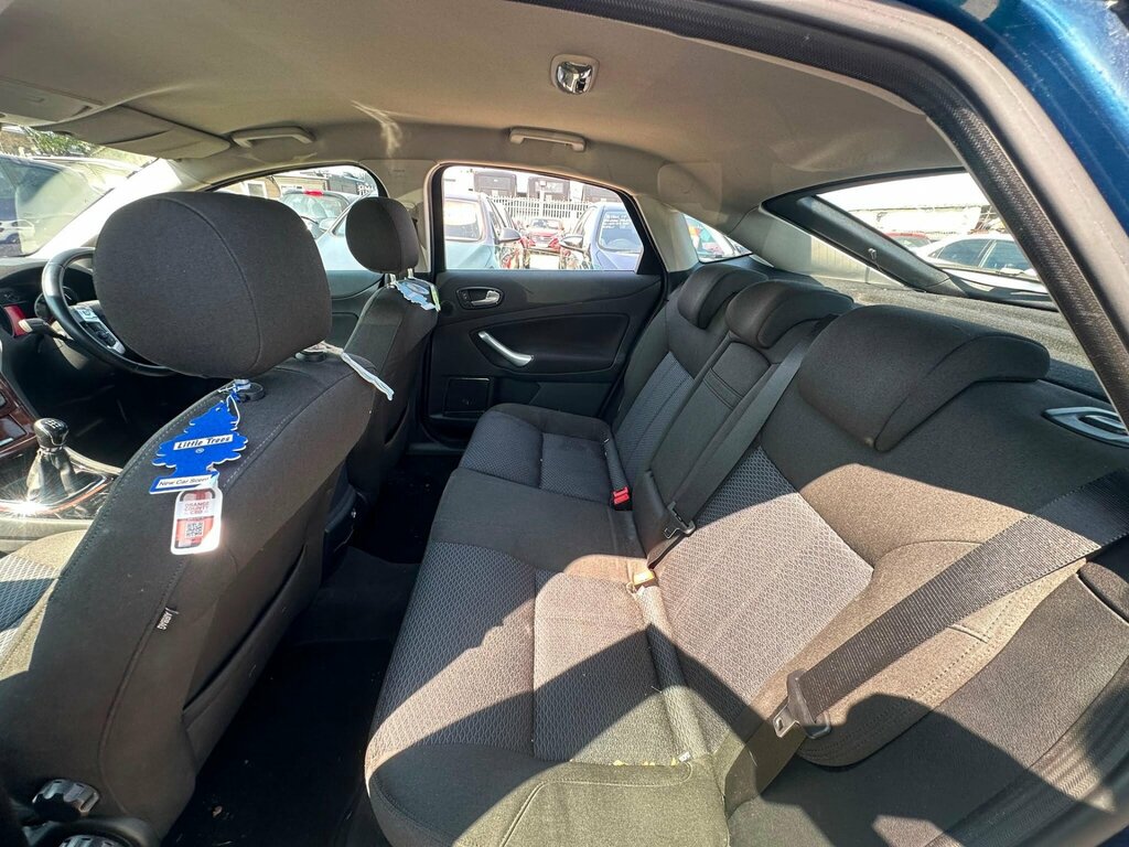 Ford Mondeo 1.8 Edge Tdci 124 Bhp Silver #33