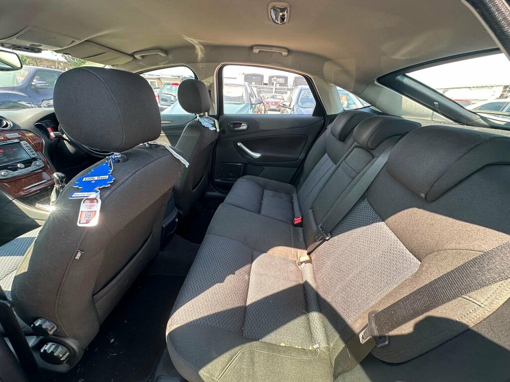Ford Mondeo 1.8 Edge Tdci 124 Bhp Silver #34