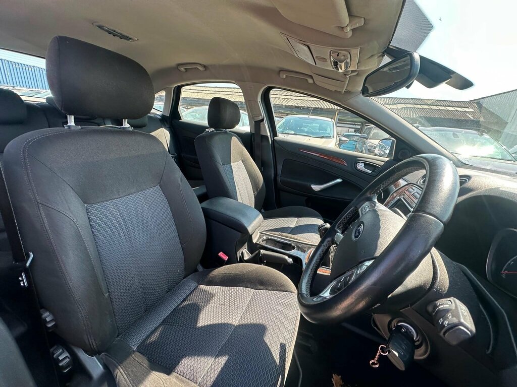 Ford Mondeo 1.8 Edge Tdci 124 Bhp Silver #19
