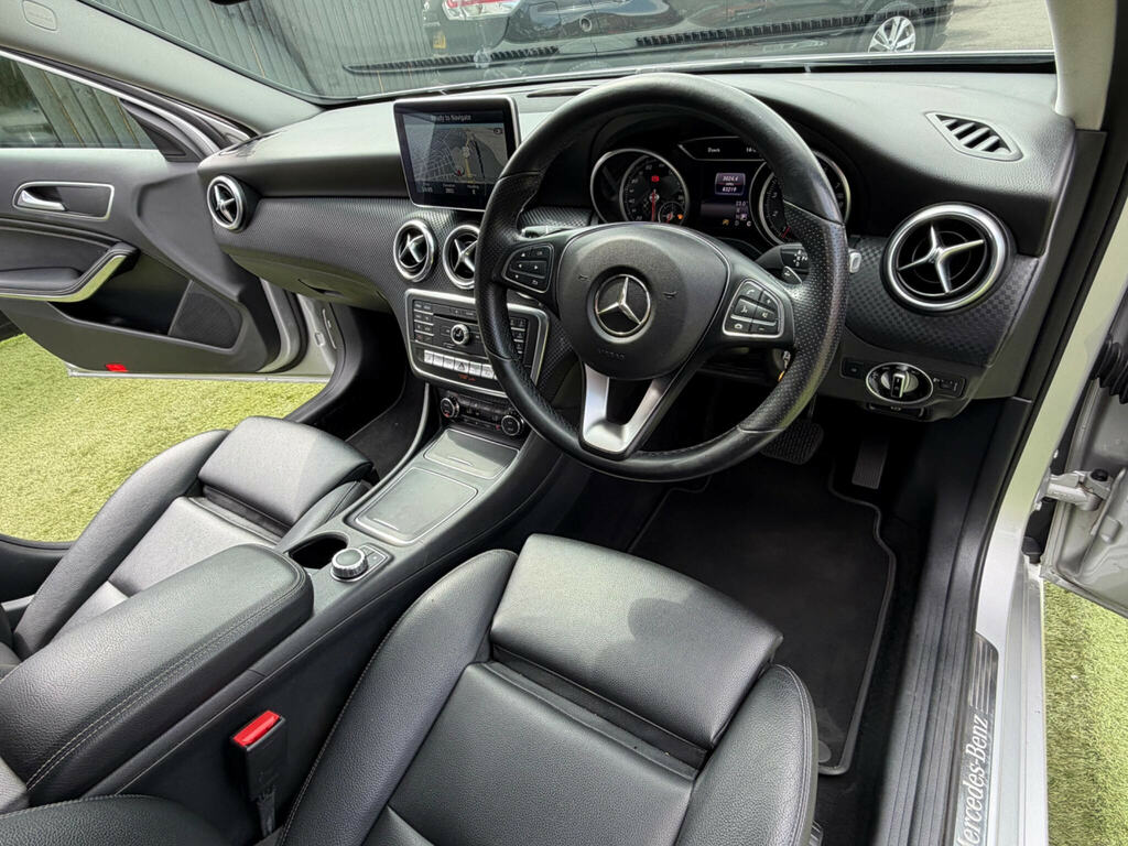 Mercedes-Benz A Class 1.6 A180 Sport Executive Hatchback 7G VK16EOT Silver #2