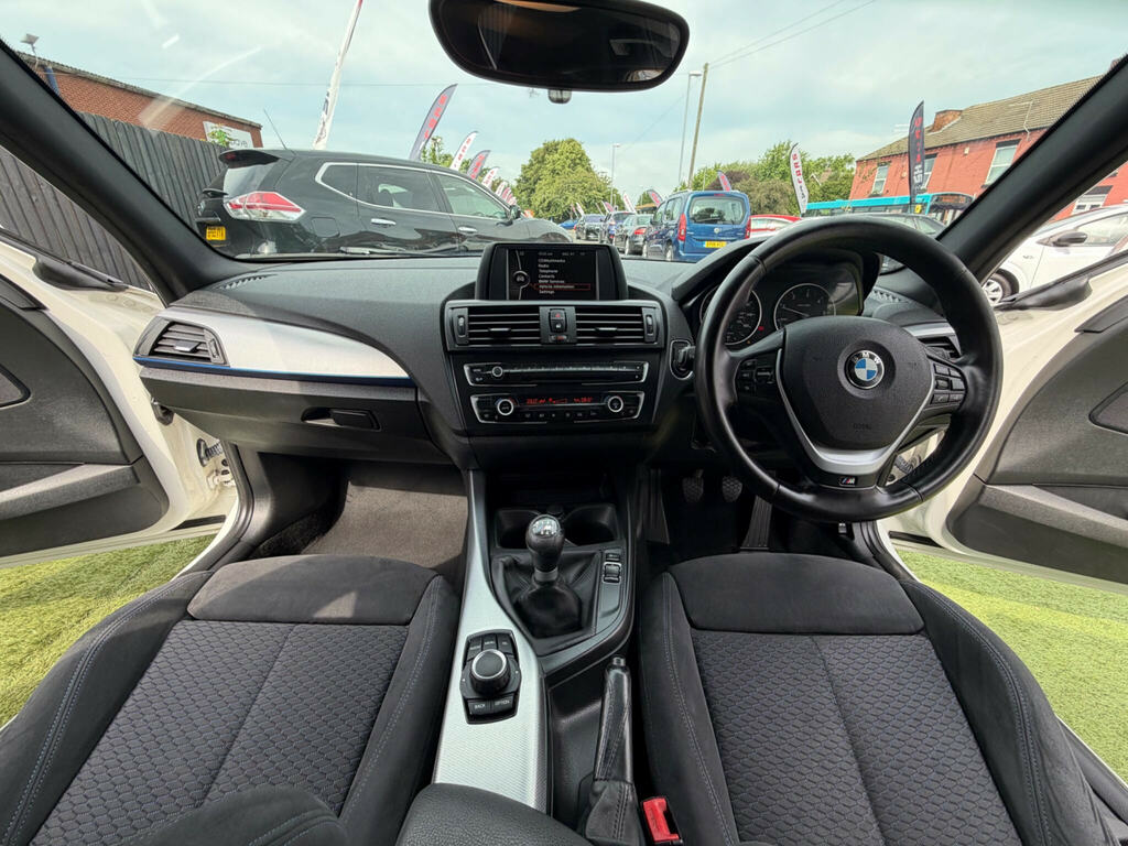 BMW 1 Series Hatchback 1.6 116I Sport Euro 5 Ss 201261 White #37