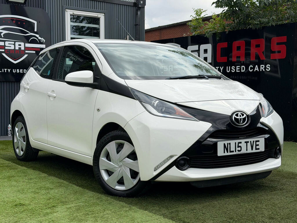 Toyota Aygo 1.0 Vvt-i X-play Hatchback Euro White