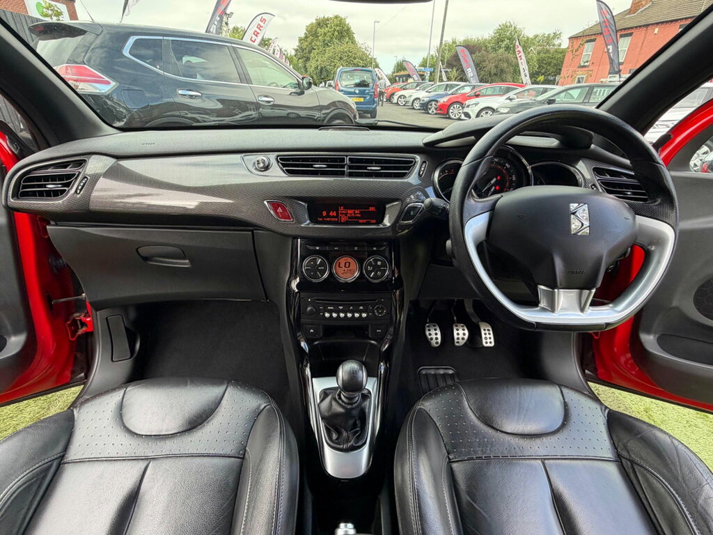 Citroen DS3 Hatchback White #34