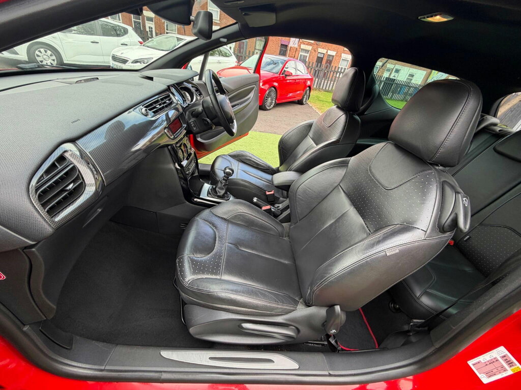 Citroen DS3 Hatchback White #27