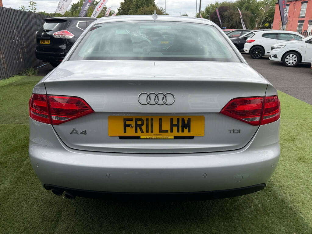 Audi A4 Saloon 2.0 Tdi Black Edition Euro 5 Ss 201 White #14
