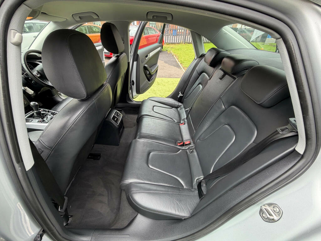 Audi A4 Saloon 2.0 Tdi Black Edition Euro 5 Ss 201 White #37