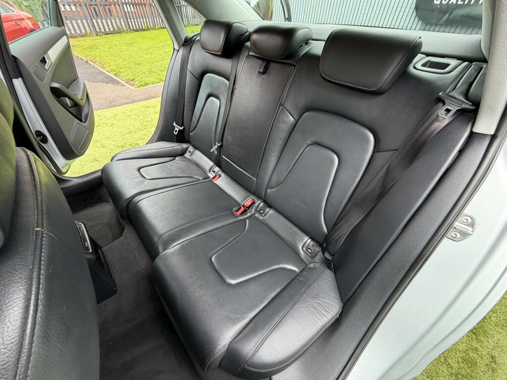 Audi A4 Saloon 2.0 Tdi Black Edition Euro 5 Ss 201 White #35