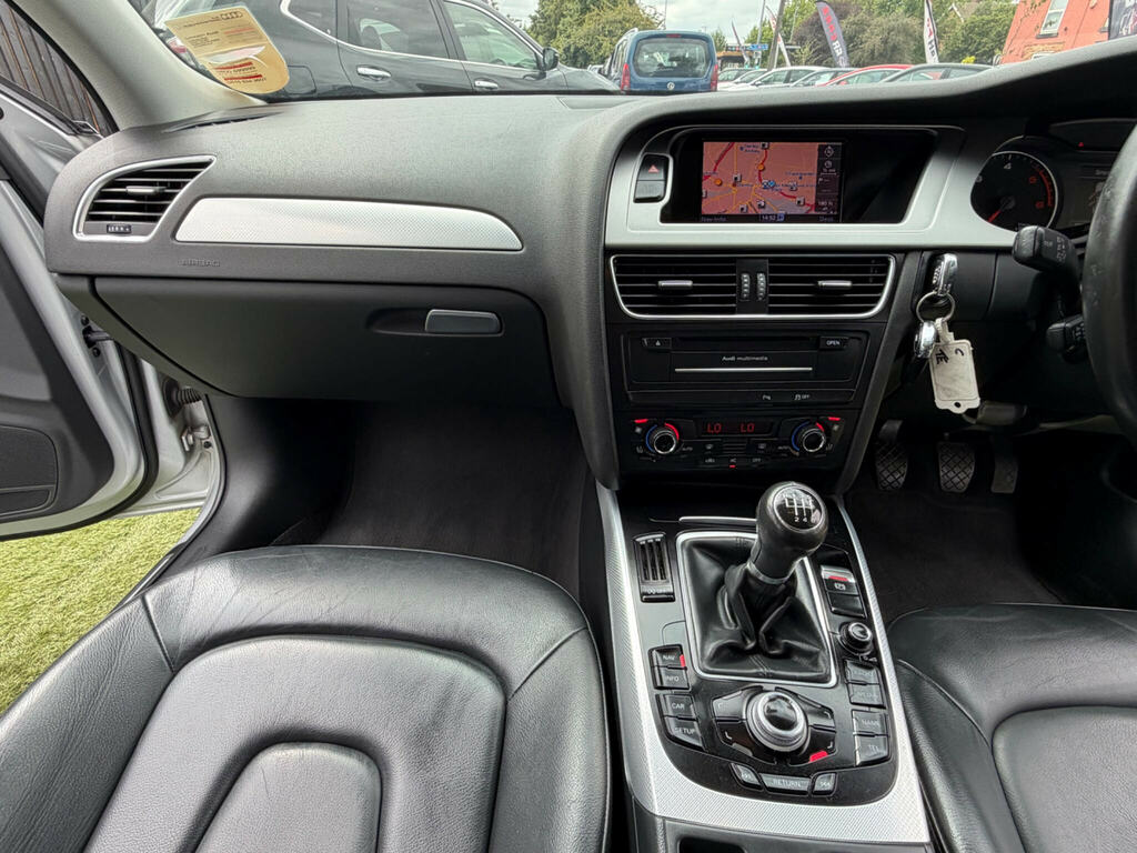 Audi A4 Saloon 2.0 Tdi Black Edition Euro 5 Ss 201 White #41