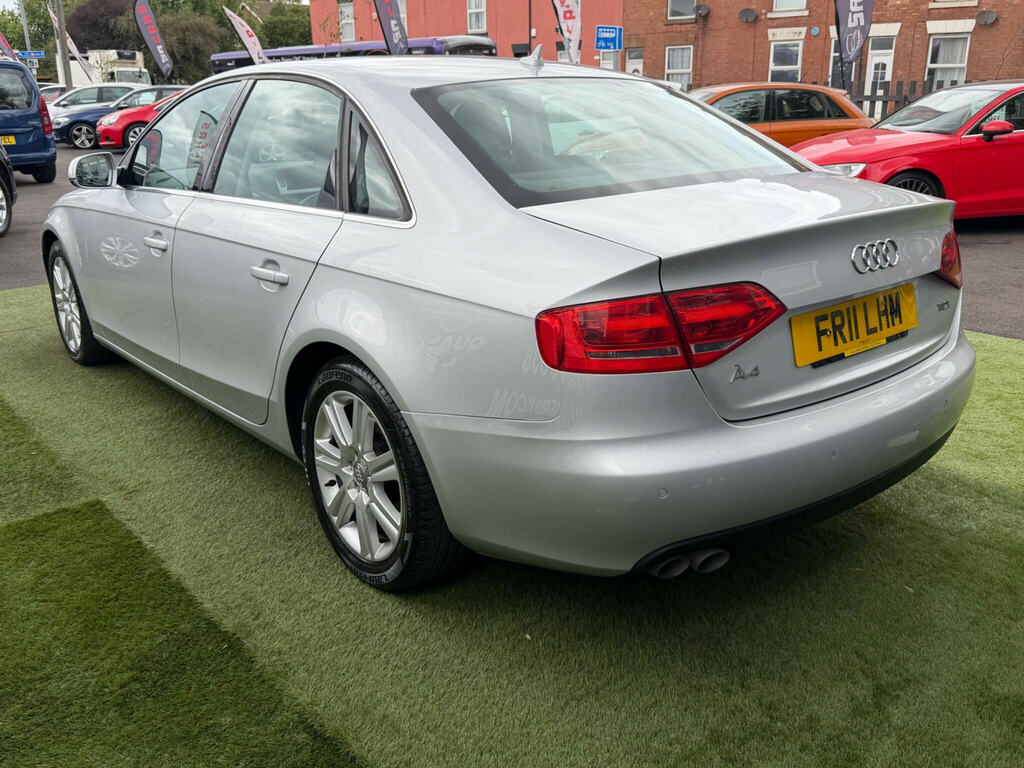 Audi A4 Saloon 2.0 Tdi Black Edition Euro 5 Ss 201 White #17