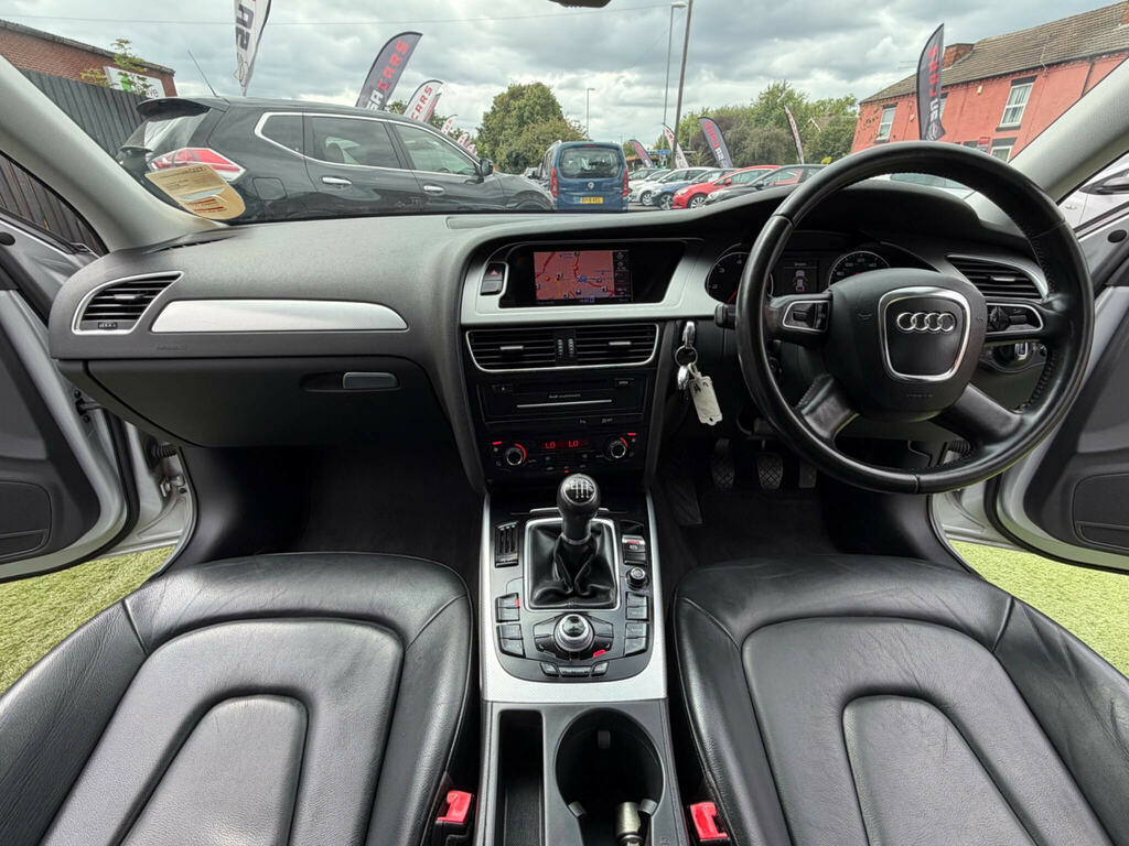 Audi A4 Saloon 2.0 Tdi Black Edition Euro 5 Ss 201 White #39