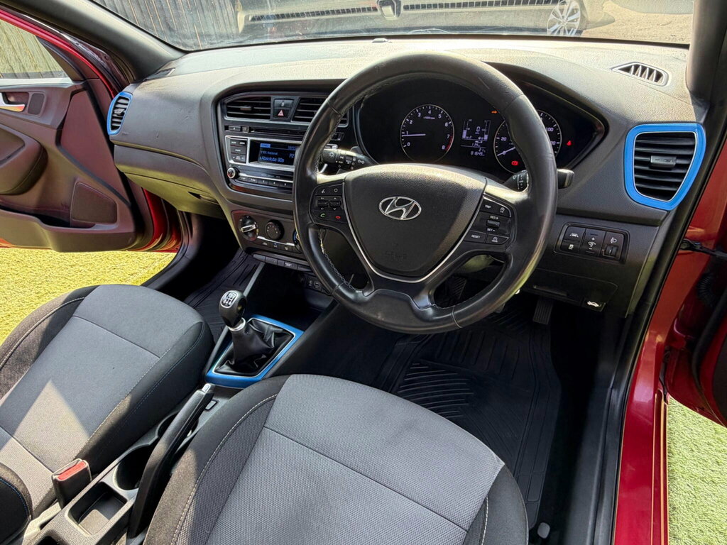 Hyundai I20 1.2 Go Hatchback Euro 6 84 Ps Red #2
