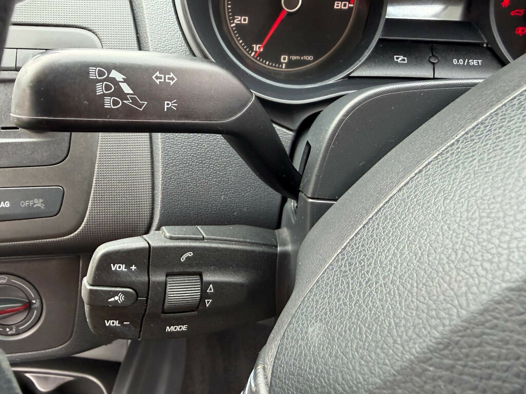 Seat Ibiza White #21