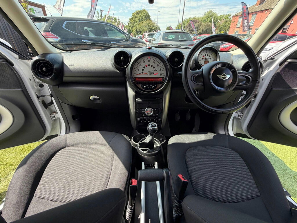 Mini Countryman 1.6 One Suv Euro 6 Ss 98 Ps White #2