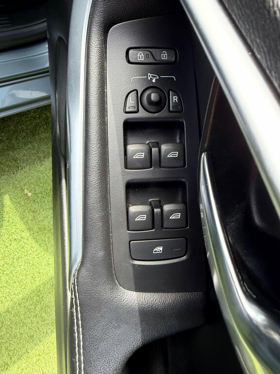 Volvo V40 D2 Se Lux Nav 5-Door Grey #26