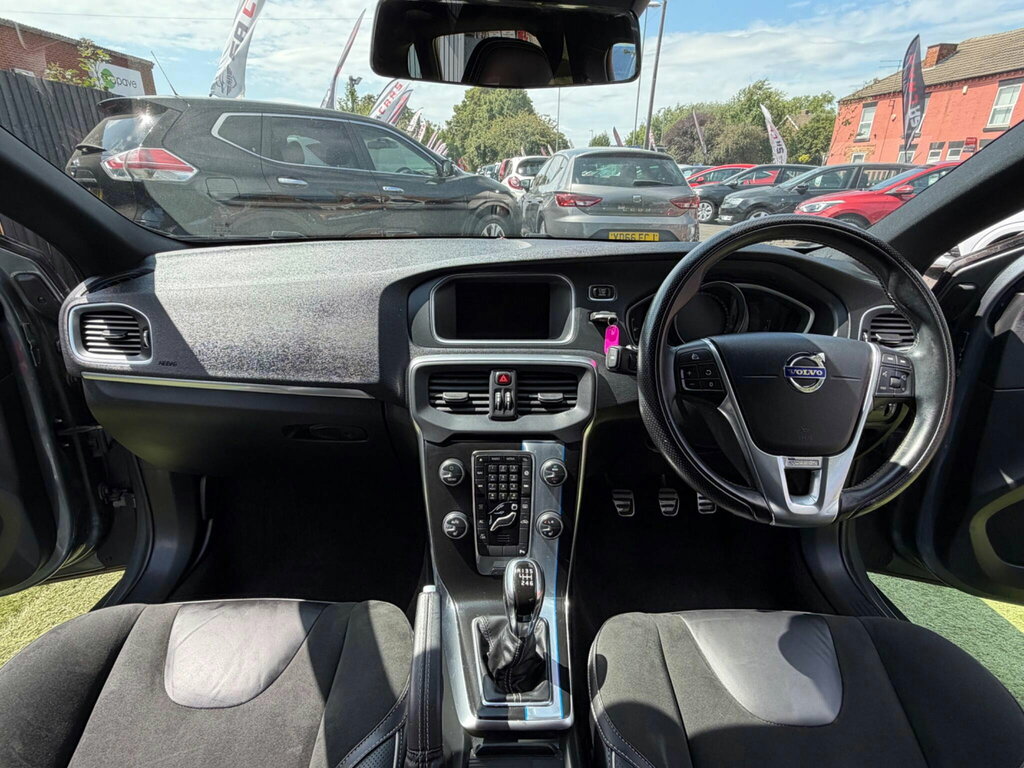 Volvo V40 D2 Se Lux Nav 5-Door Grey #40