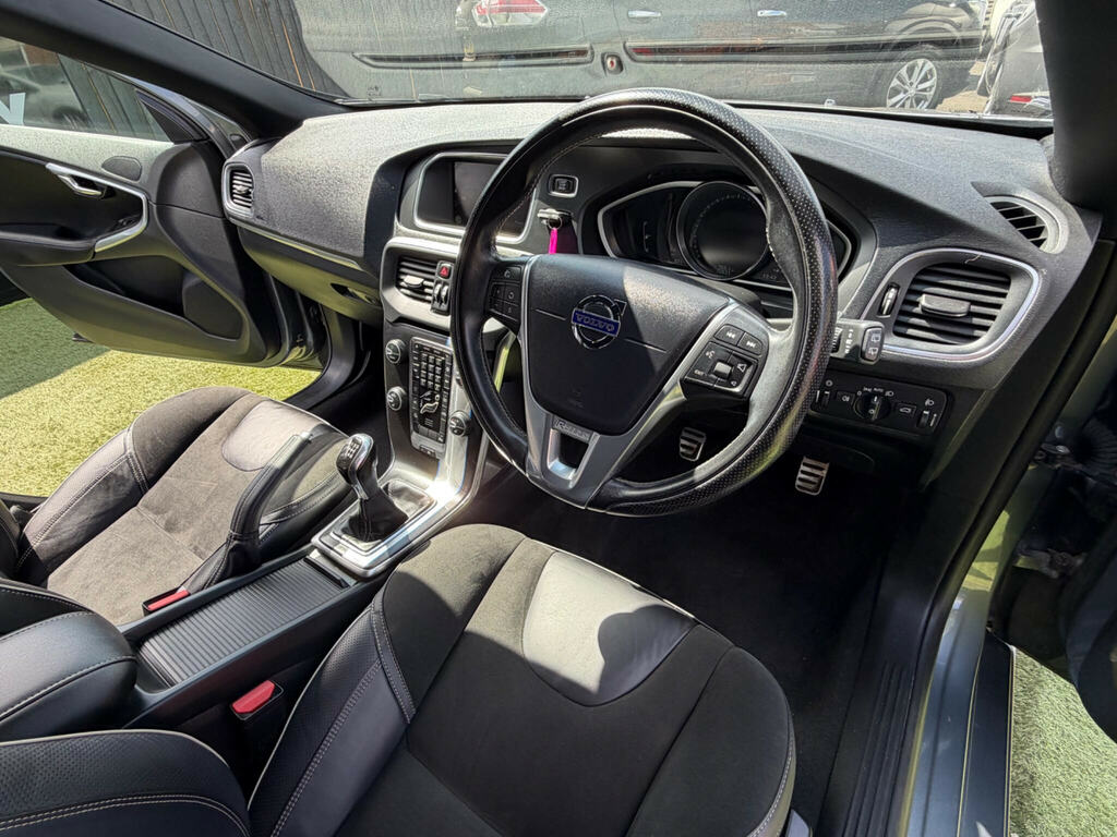 Volvo V40 1.6 D2 R-design Nav Hatchback Eu Grey #3