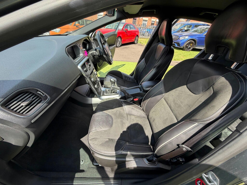 Volvo V40 D2 Se Lux Nav 5-Door Grey #31