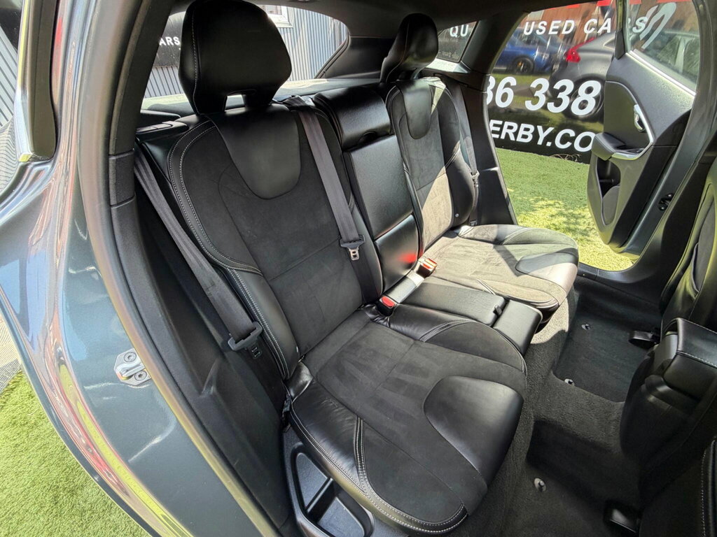 Volvo V40 D2 Se Lux Nav 5-Door Grey #34