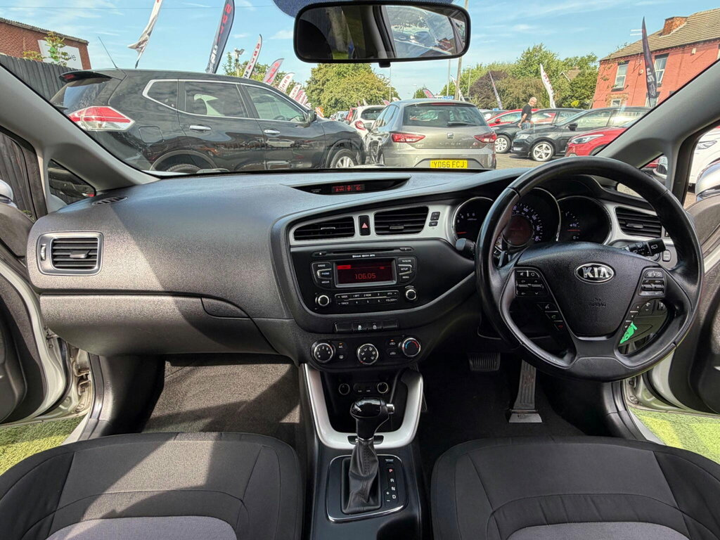 Kia Ceed 1.6 Crdi Ecodynamics 2 Sportswagon Euro 5 Ss White #39
