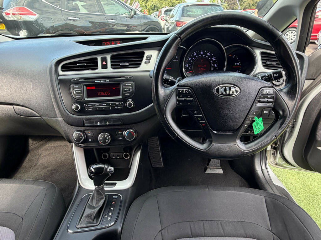Kia Ceed 1.6 Crdi Ecodynamics 2 Sportswagon Euro 5 Ss White #41