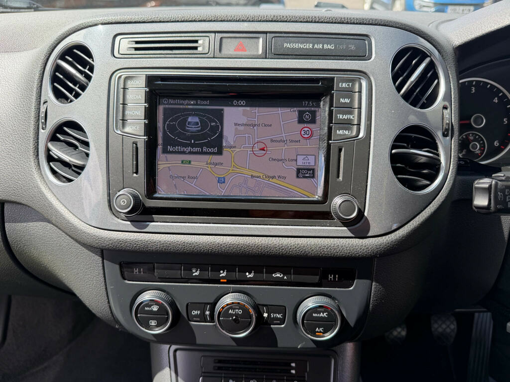 Volkswagen Tiguan 2.0 Tdi Bluemotion Tech Grey #32