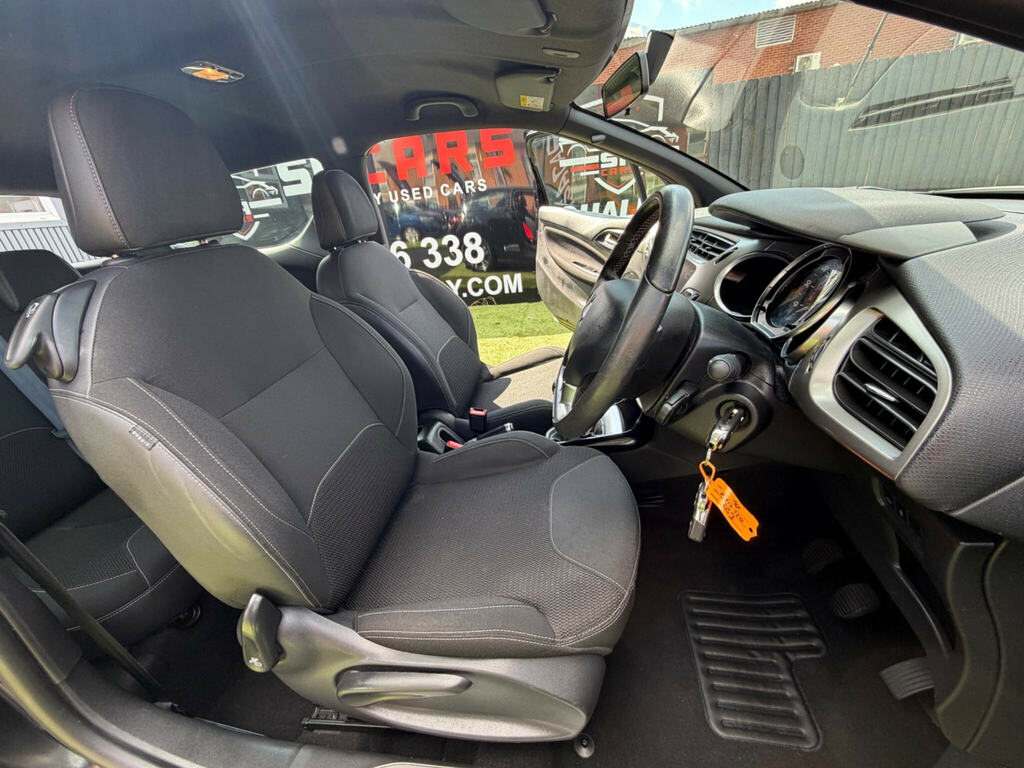 DS DS 3 1.6 Bluehdi Prestige Ss 118 Bhp Upto 88Mpg, U Black #21