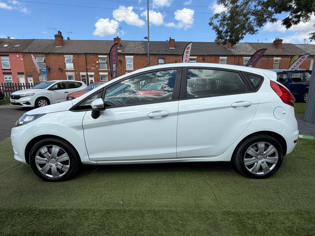 Ford Fiesta 1.25 Zetec Silver #14